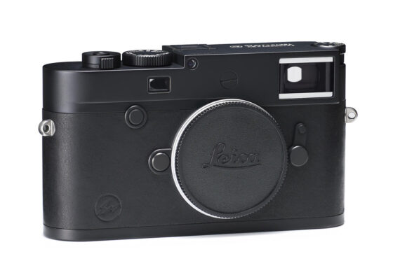 Представлены камеры Leica M10 и Q2 Monochrome Fragment Edition