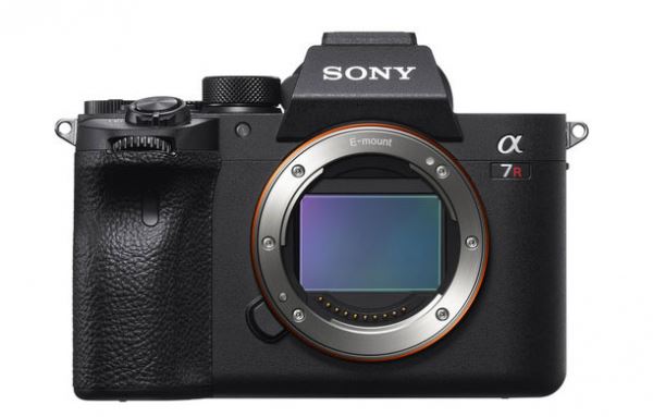 Sony представит две флагманские камеры в 2022 году